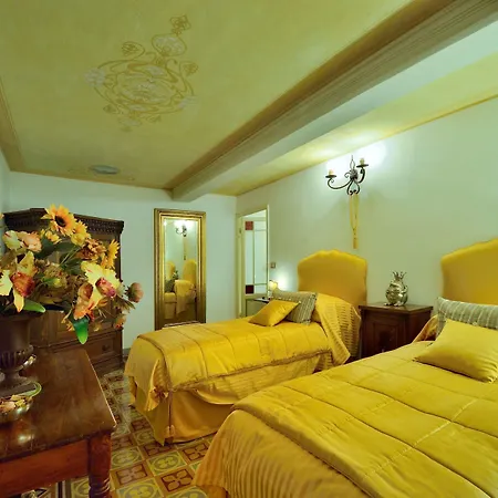 Residenze D'epoca Palazzo Coli Bizzarrini