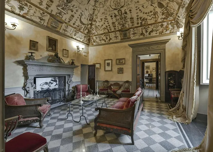 Residenze D'epoca Palazzo Coli Bizzarrini *
