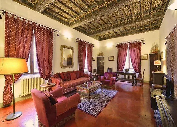 Residenze D'epoca Palazzo Coli Bizzarrini *