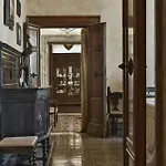 Residenze D'epoca Palazzo Coli Bizzarrini Apartment *