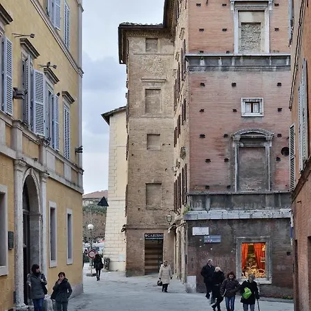 Residenze D'epoca Palazzo Coli Bizzarrini * Сієна