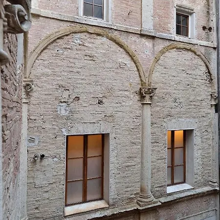 Апартаменти Residenze D'epoca Palazzo Coli Bizzarrini