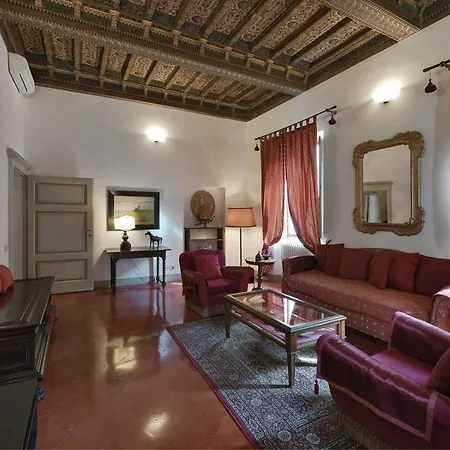 Residenze D'epoca Palazzo Coli Bizzarrini Siena
