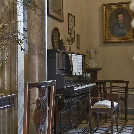 Residenze D'epoca Palazzo Coli Bizzarrini