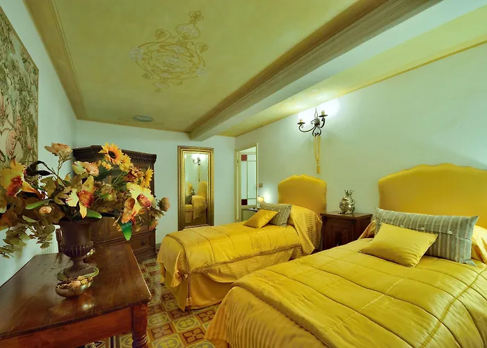 Residenze D'epoca Palazzo Coli Bizzarrini