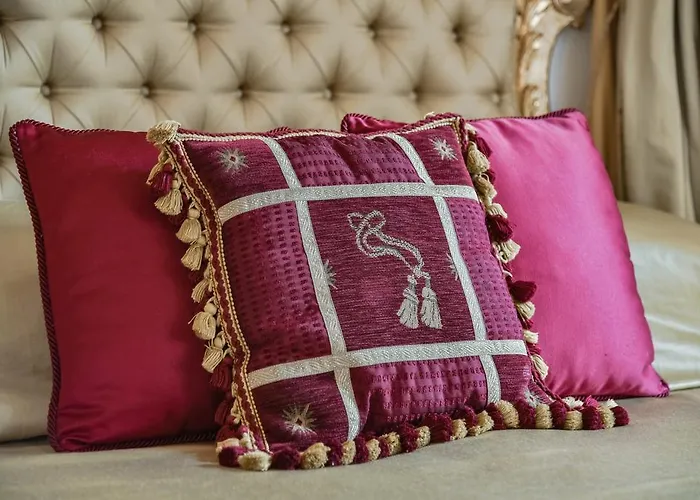 Residenze D'epoca Palazzo Coli Bizzarrini