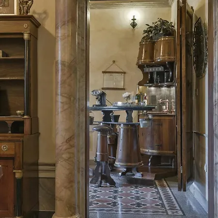 Residenze D'epoca Palazzo Coli Bizzarrini Daire *