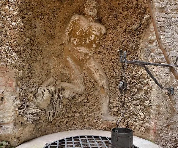 Residenze D'epoca Palazzo Coli Bizzarrini