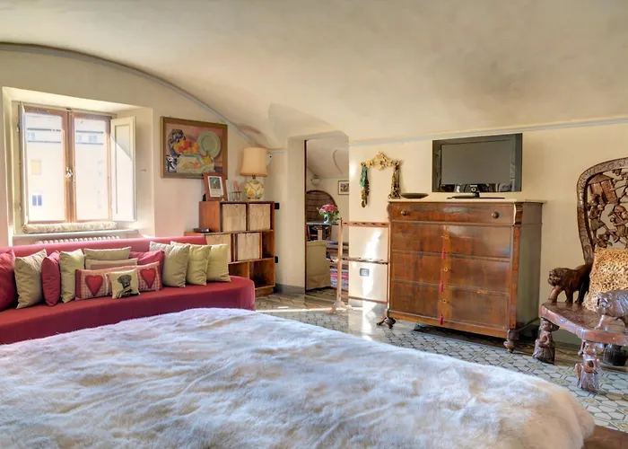 Residenze D'epoca Palazzo Coli Bizzarrini *