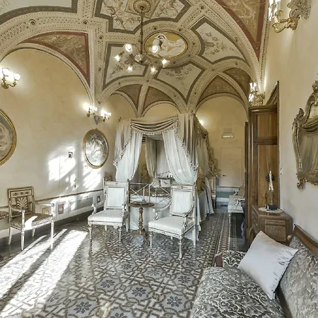 Residenze D'epoca Palazzo Coli Bizzarrini *