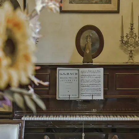 Residenze D'epoca Palazzo Coli Bizzarrini