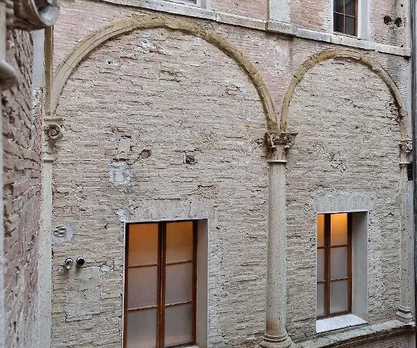 Lejlighed Residenze D'epoca Palazzo Coli Bizzarrini